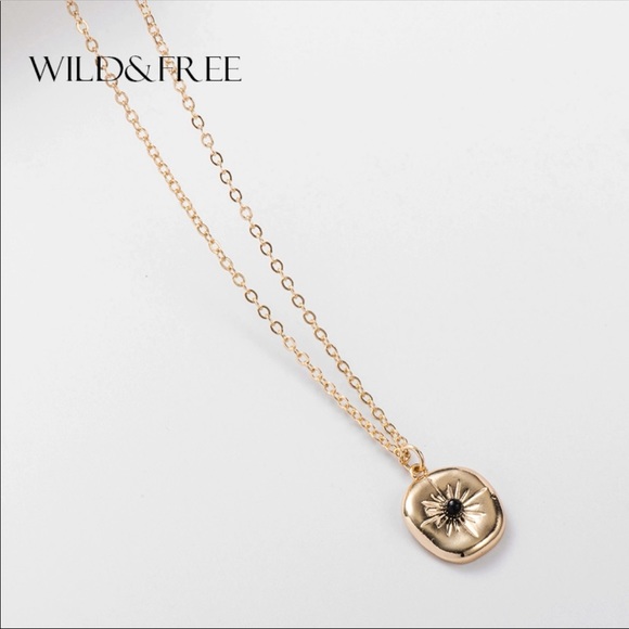 💕 dainty sunburst necklace 💕 - Picture 5 of 5